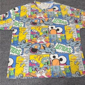 Sesame streets Print T-Shirt size XL